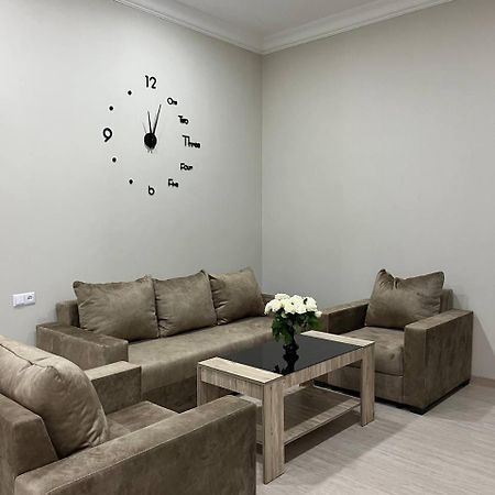 Appartement In Γιερεβάν Εξωτερικό φωτογραφία