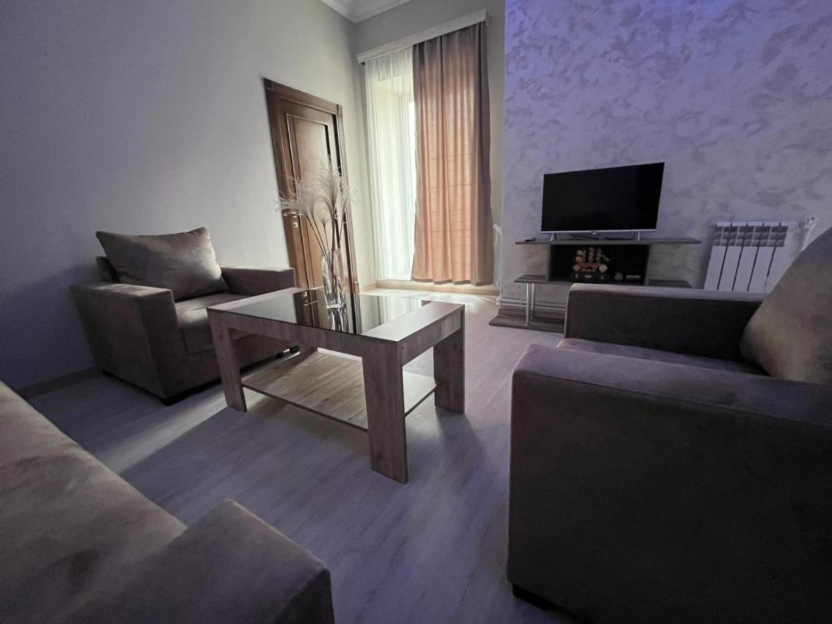 Appartement In Γιερεβάν Εξωτερικό φωτογραφία
