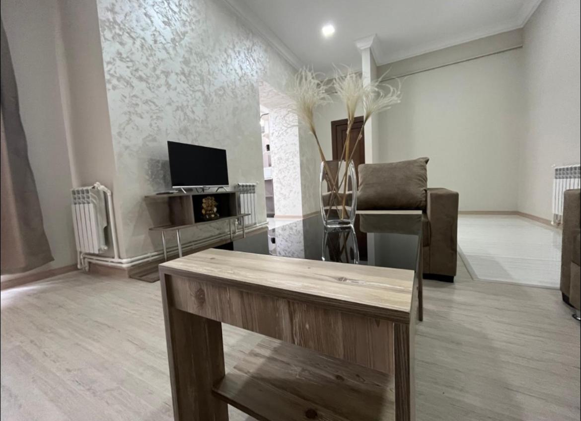 Appartement In Γιερεβάν Εξωτερικό φωτογραφία