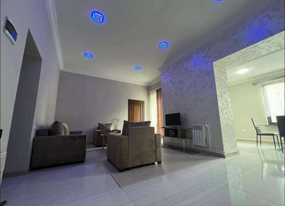 Appartement In Γιερεβάν Εξωτερικό φωτογραφία